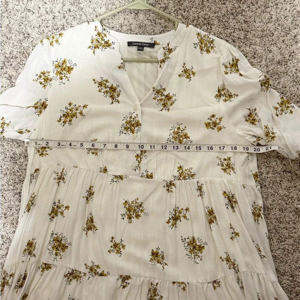 Floral Print White Dress size Large - Picture 5 of 8